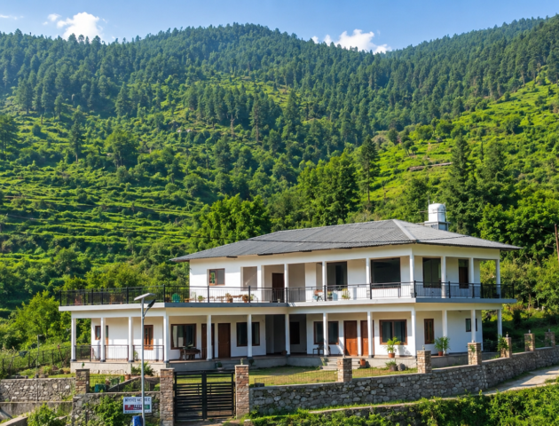 Nature stay near Dayara Bugyal Uttarakhand